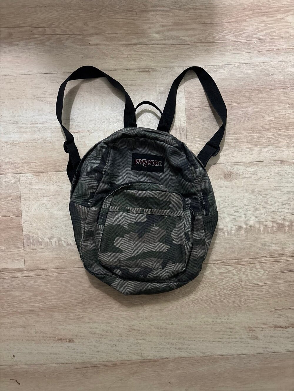 Mini jansport backpack camouflage